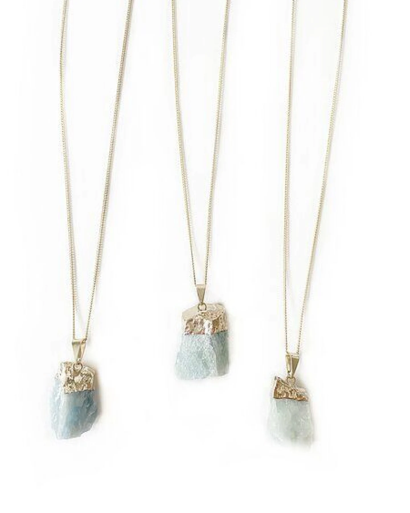 Crystal and Sage Aquamarin Halskette mit Panzerkette, vergoldet – Ansicht 2