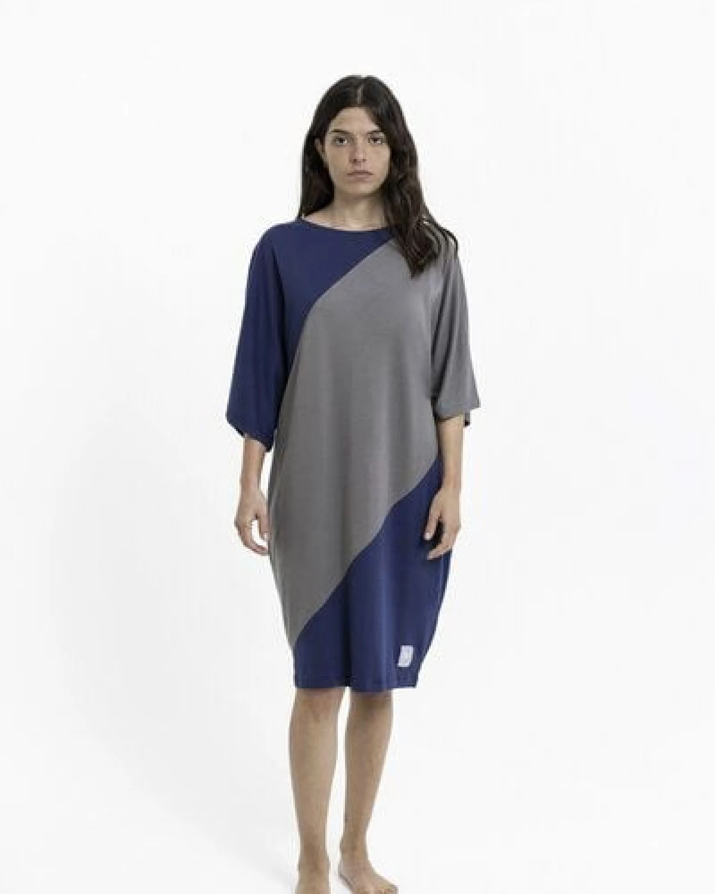 B.e Quality Zweifarbiger Kimono - Biologischer Pima Baumwolle – Ansicht 2