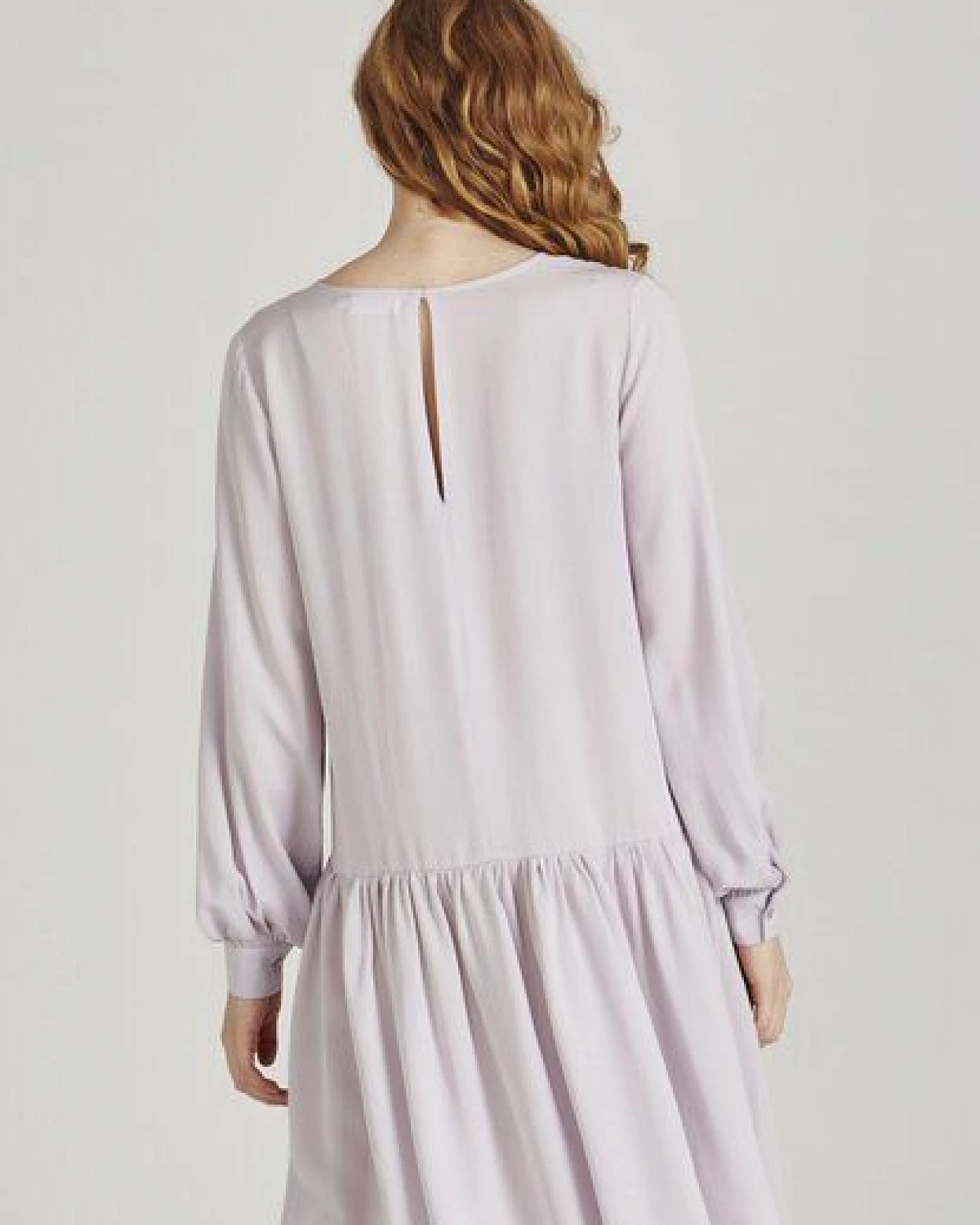 Givn Berlin Damen Volant-Kleid aus LENZING ECOVERO "Romy" – Ansicht 2