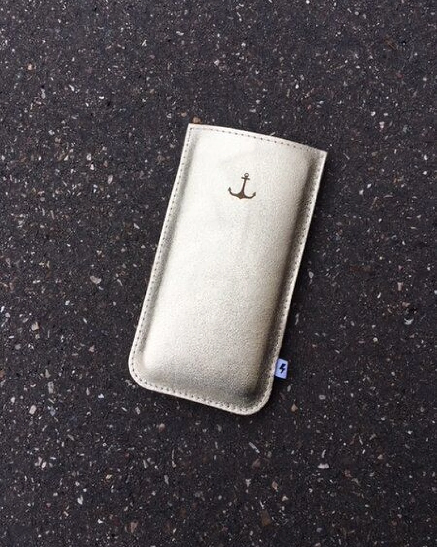 ELEKTROPULLI E L E K T R O P U L L I - Handyhülle für dein iPhone 5, SE ohne Bumper/Case – Ansicht 2