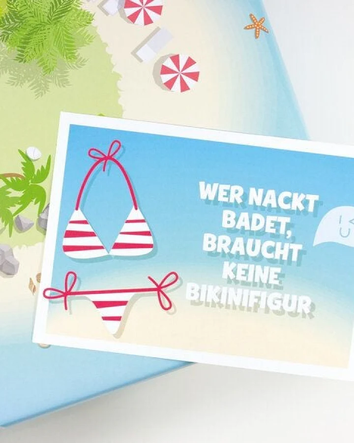 Bow & Hummingbird Postkarte Bikinifigur