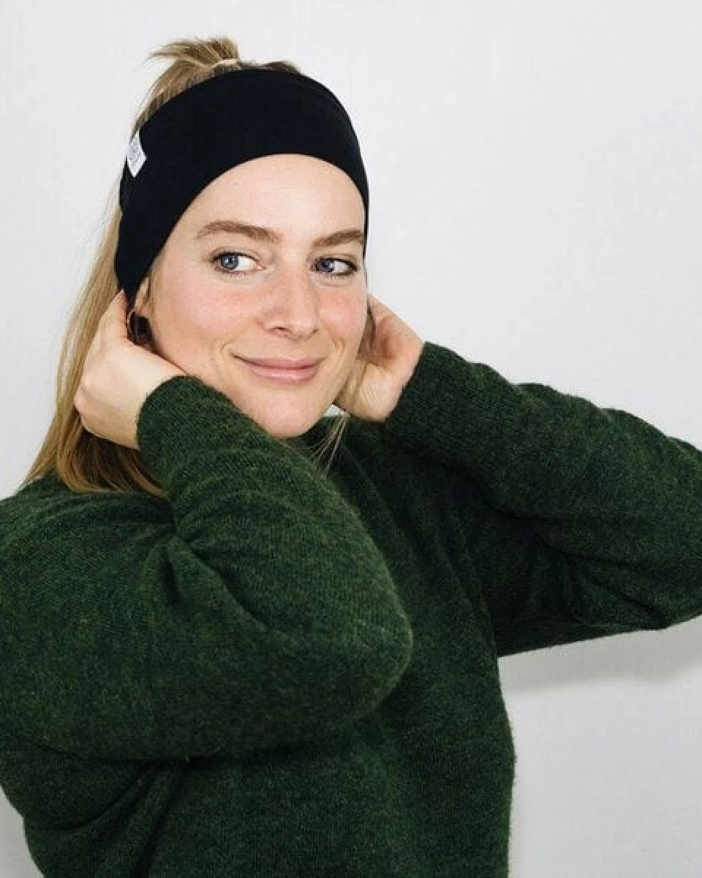 obumi STIRNBAND BREIT AUS BIO JERSEY IN VIELEN FARBEN – Ansicht 2