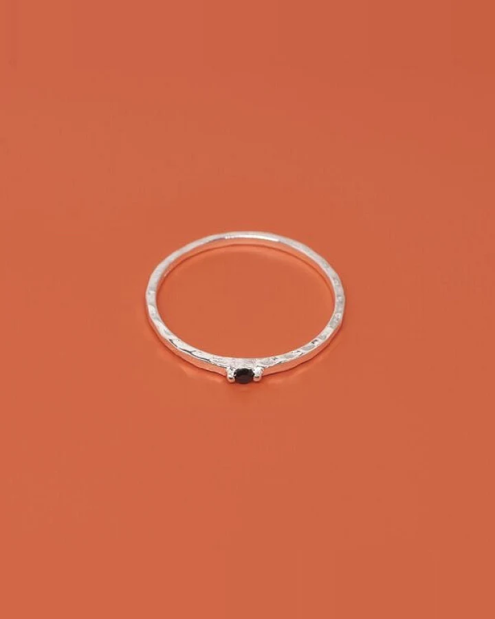 fejn jewelry Ring 'black hammered'