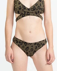 Green Leopard (Khaki)