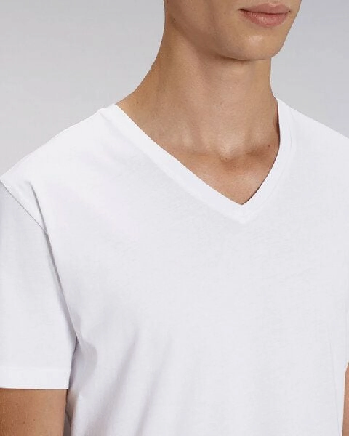 Human Family Bio Herren V-Neck T-Shirt "Chill - Rescue Repeat" in weiß – Ansicht 3