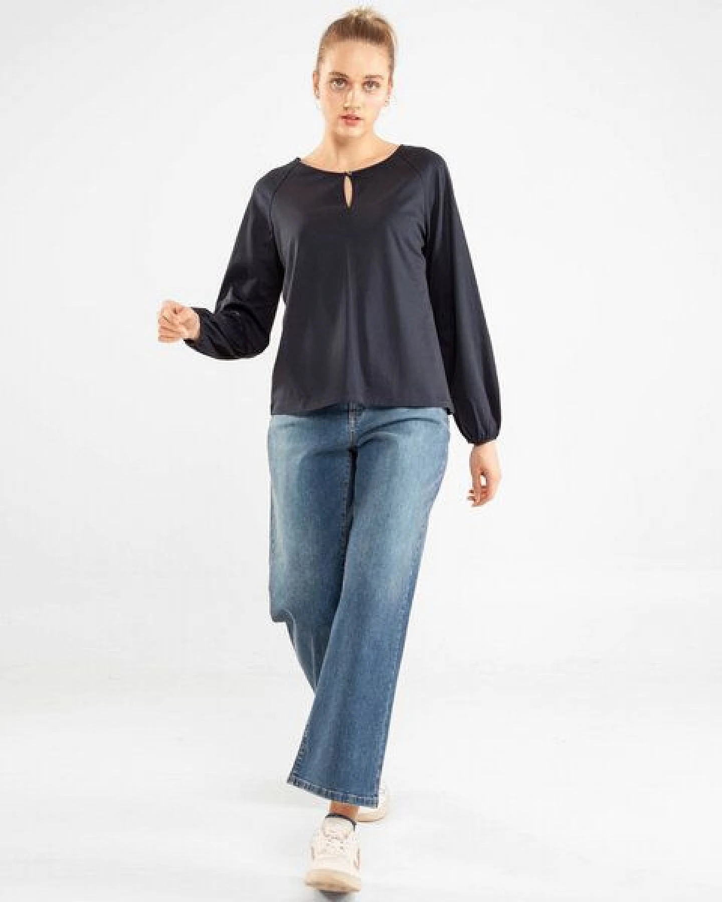 Alma & Lovis Jeans aus Bio-Baumwolle – Ansicht 2