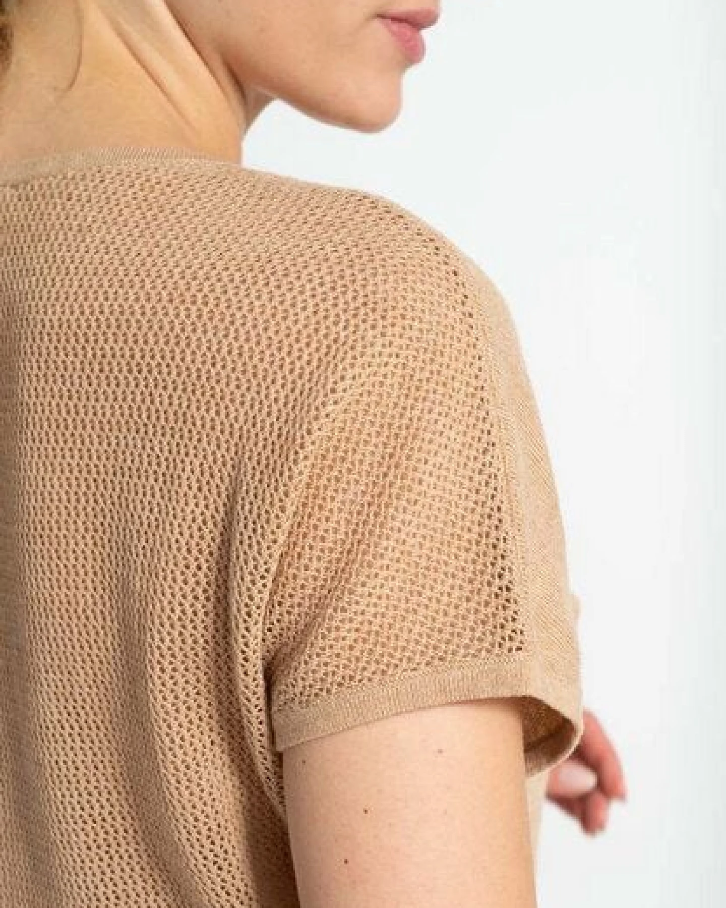 Alma & Lovis Strickshirt aus ungefärbter Bio-Baumwolle – Ansicht 4
