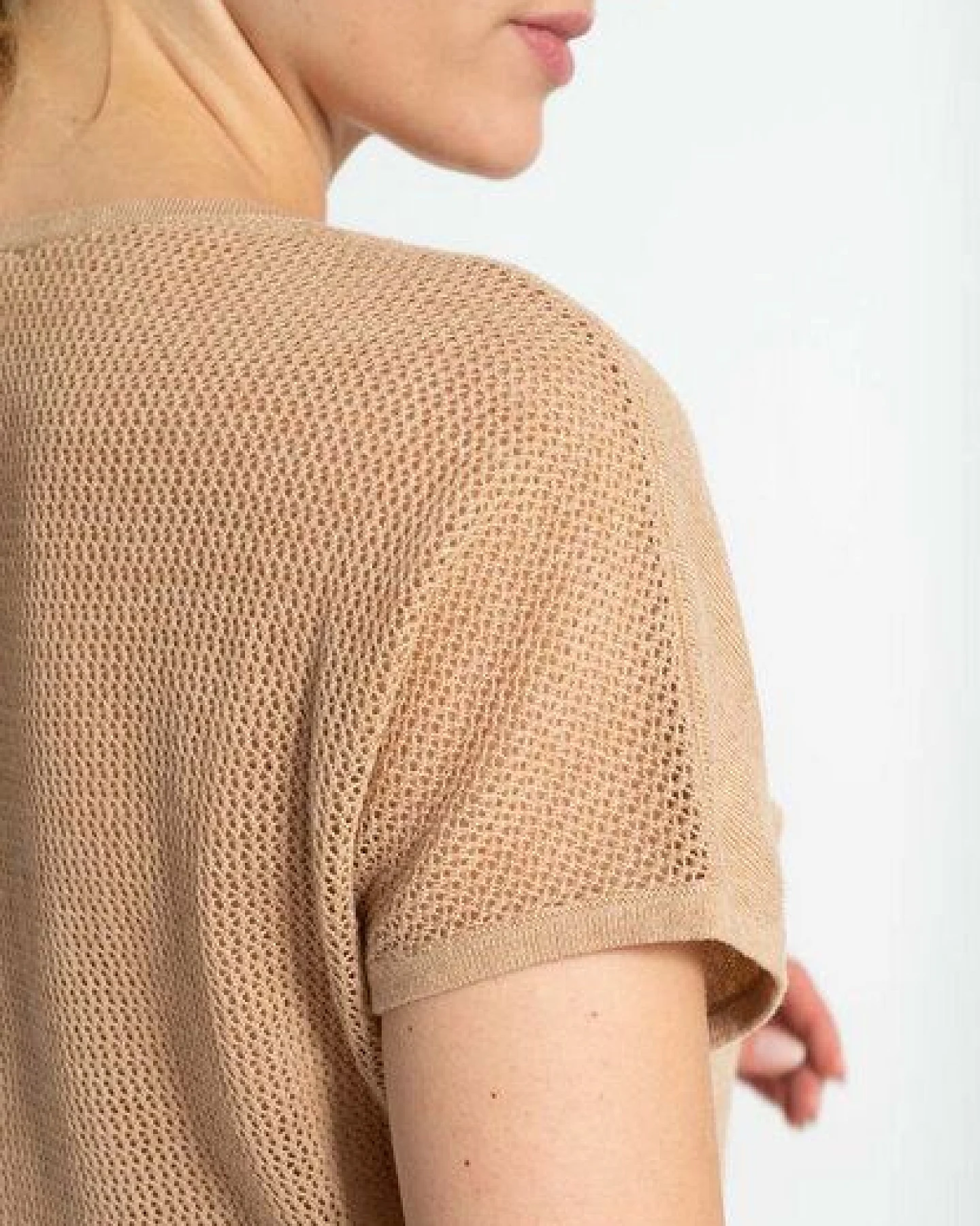 Alma & Lovis Strickshirt aus ungefärbter Bio-Baumwolle – Ansicht 4