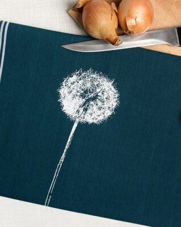 Hirschkind Bio & Fair-Trade-Geschirrtuch "Pusteblume"