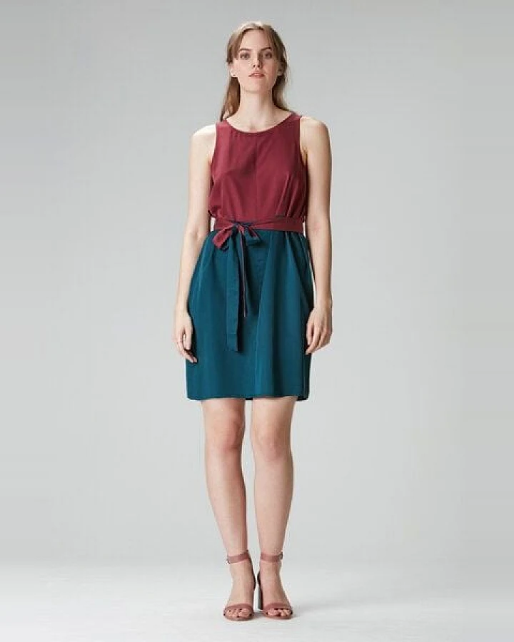 Studio Hertzberg Tulpinaa Kleid bordeux/grün