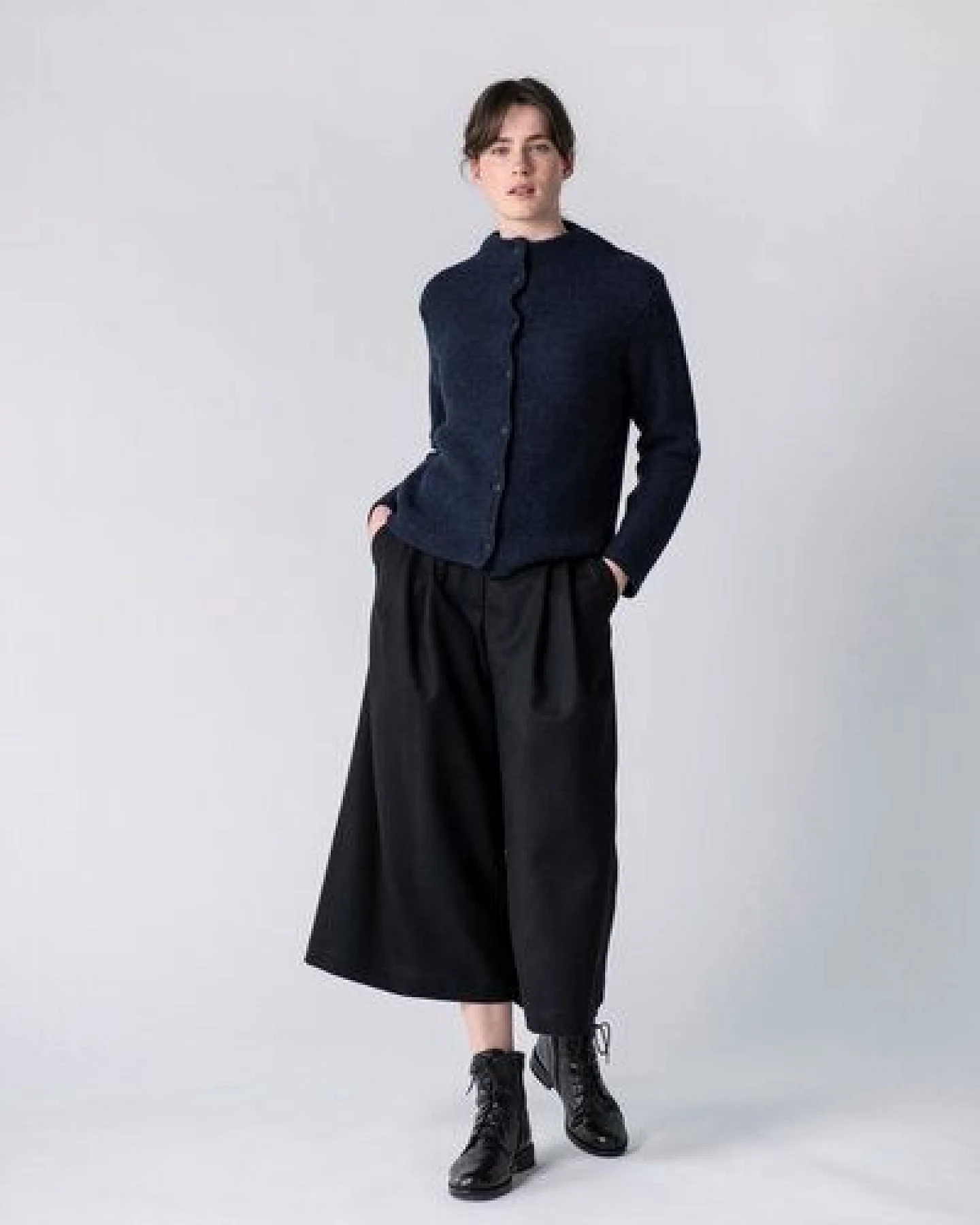Grenz/gang Damen Strickjacke ELLY aus Schurwolle (kbT) - uni – Ansicht 2