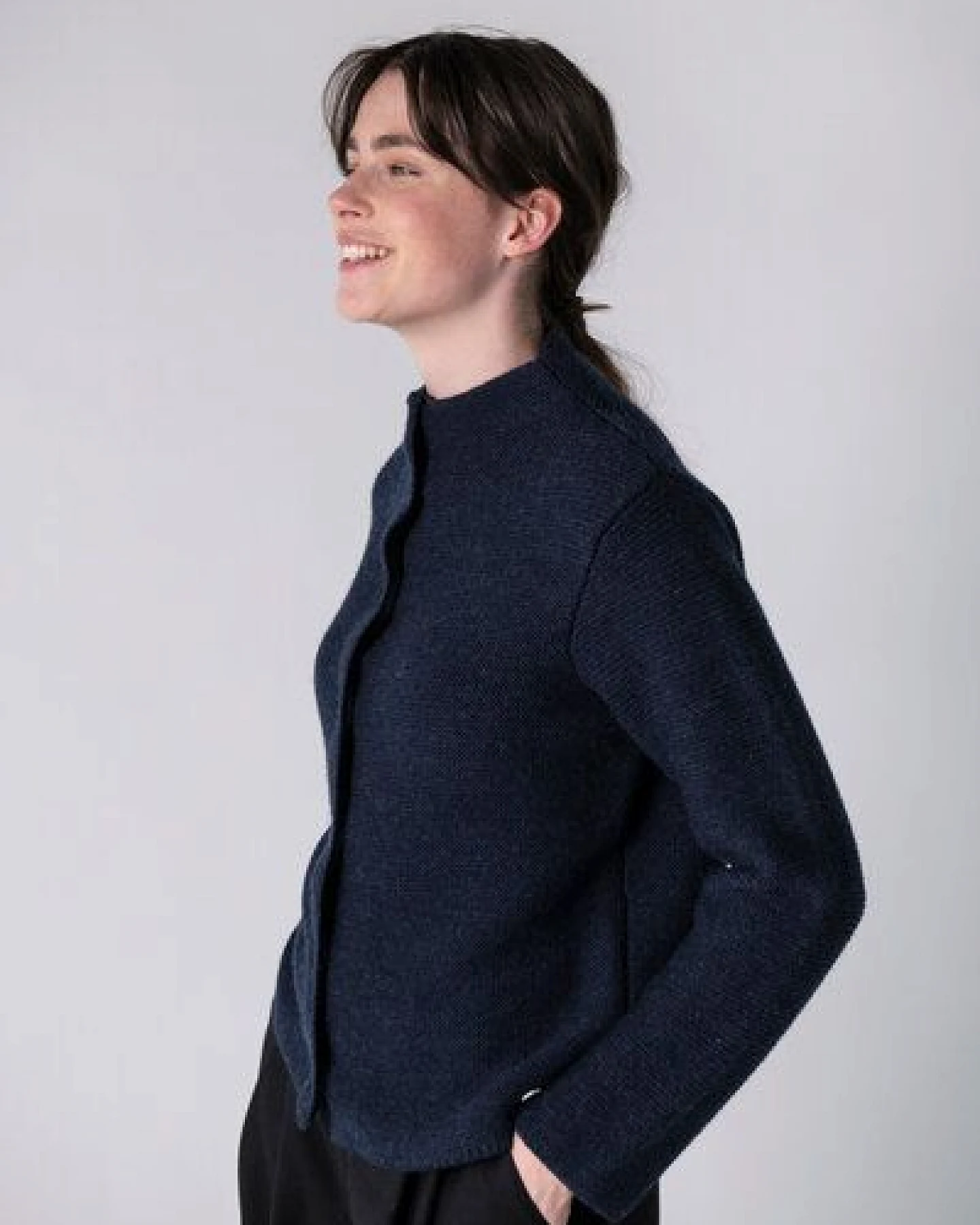 Grenz/gang Damen Strickjacke ELLY aus Schurwolle (kbT) - uni – Ansicht 3