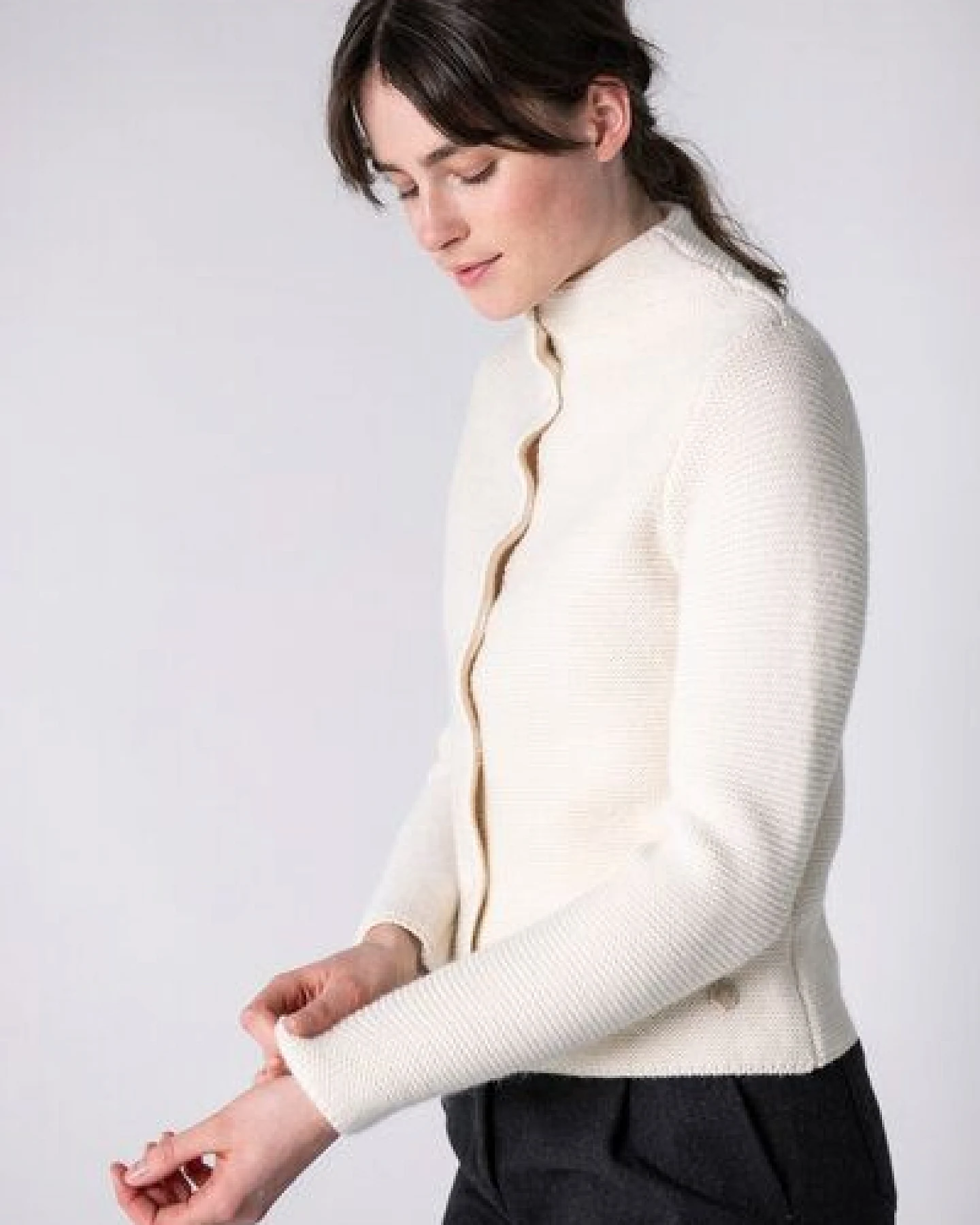 Grenz/gang Damen Strickjacke ELLY aus Schurwolle (kbT) - uni – Ansicht 2