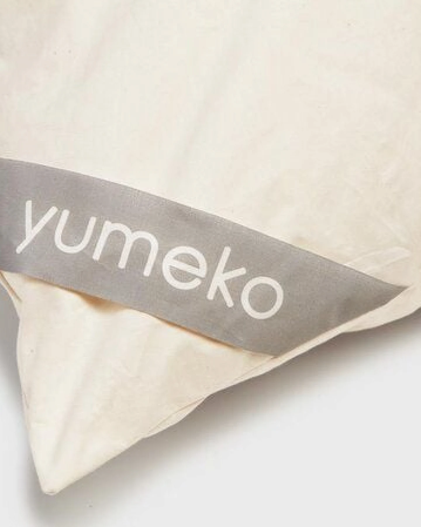 Yumeko Kissen Wolle 80x80 Medium – Ansicht 4