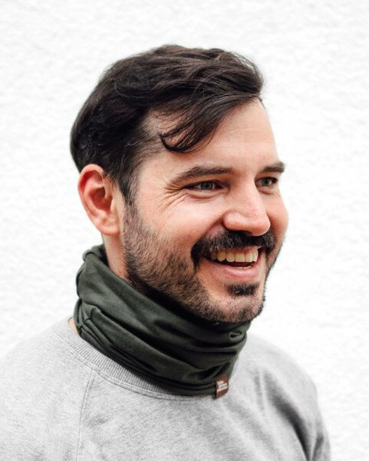 Liebe Deinen Planeten Multi Loop vegane Naturfaser in 3 Größen, viele Farben für Damen und Herren, Multifunktions Schlauchschal aus Modal Jersey TencelTM – Ansicht 2