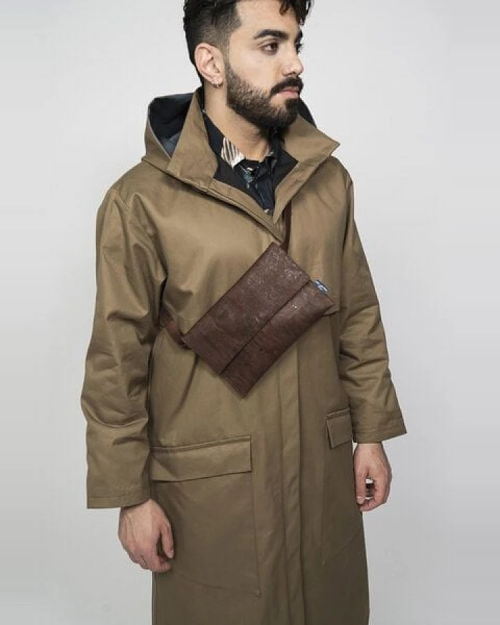 ein garten Studios Bauchtasche -Hipbag Clap- aus Kork