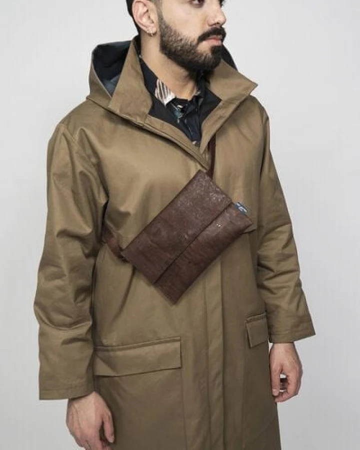 ein garten Studios Bauchtasche -Hipbag Clap- aus Kork
