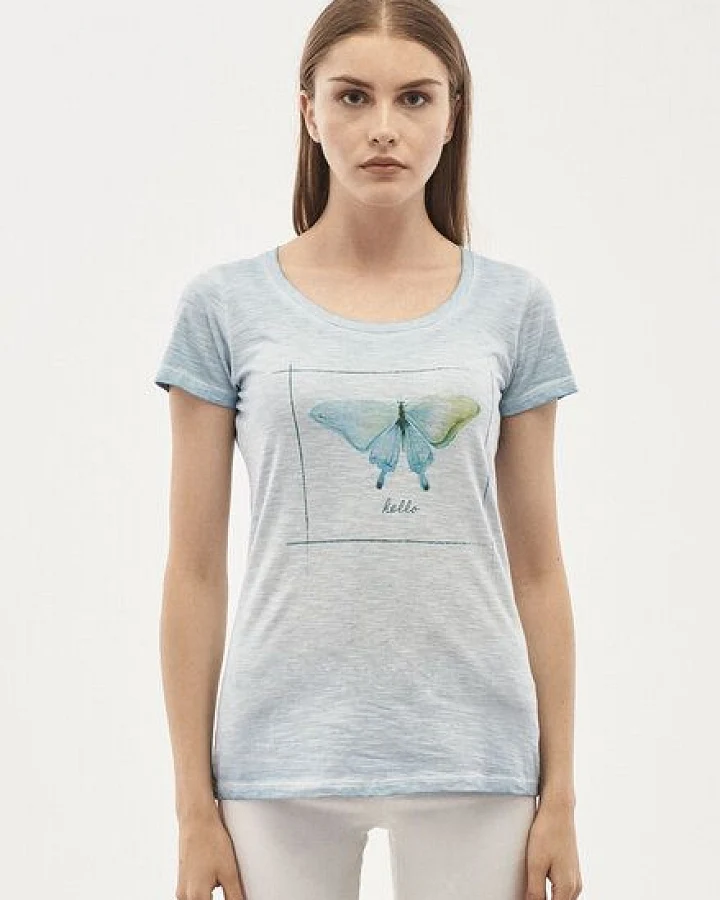 ORGANICATION Garment Dyed T-Shirt aus Bio-Baumwolle mit Schmetterling-Print