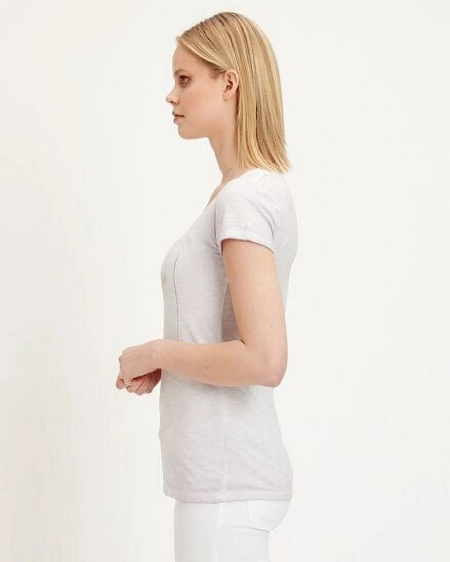 ORGANICATION Garment Dyed T-Shirt aus Bio-Baumwolle mit Schmetterling-Print – Ansicht 3