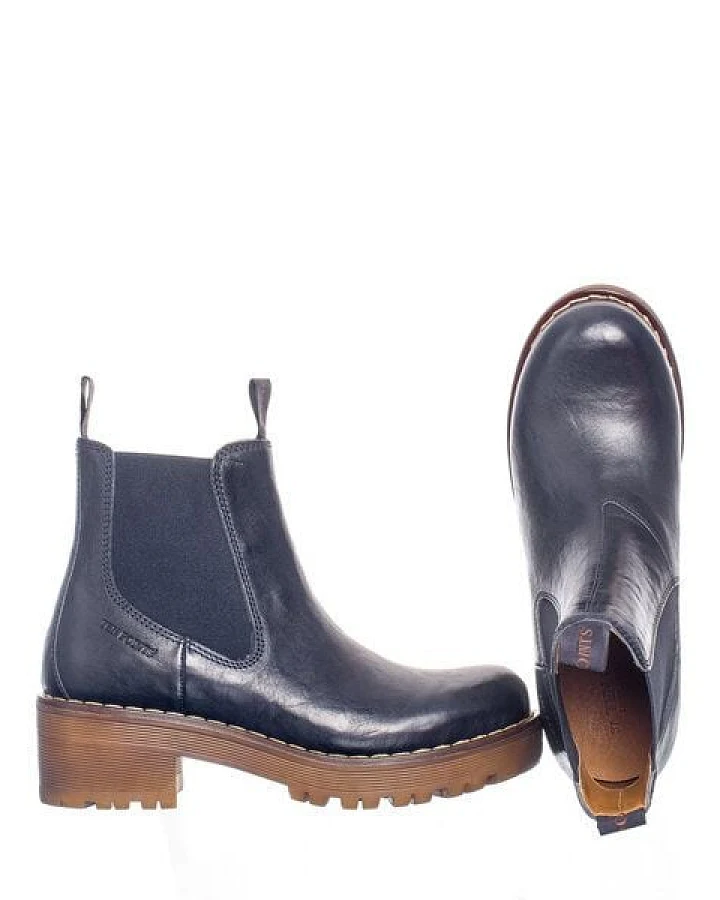 Ten Points Clarisse, Boots