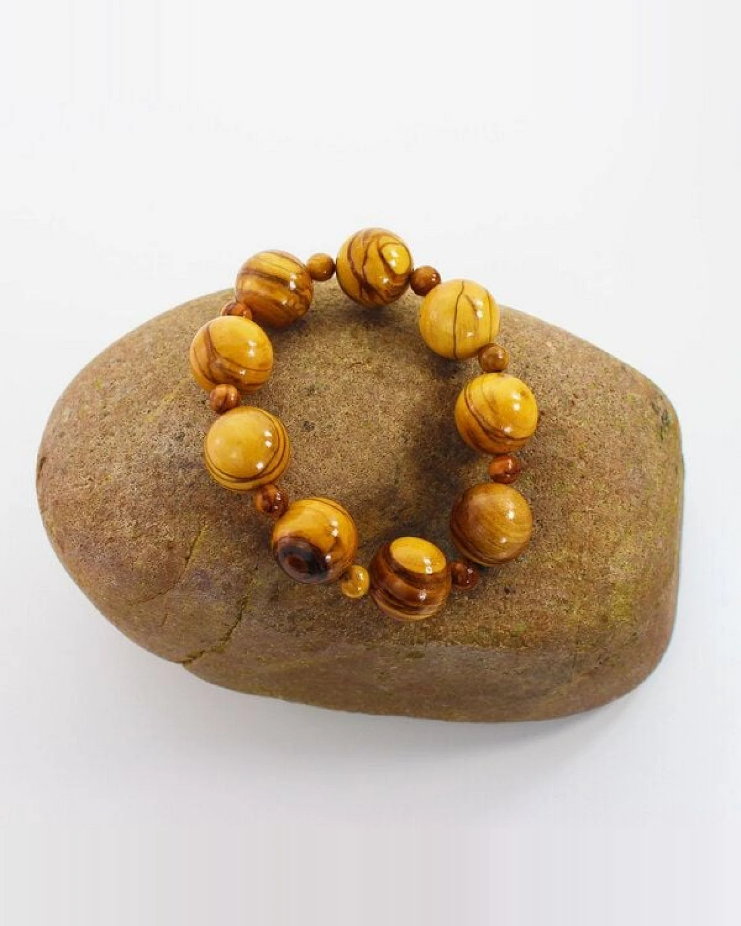 Mitienda Shop Armband aus Holz Perlen - Holzschmuck – Ansicht 3