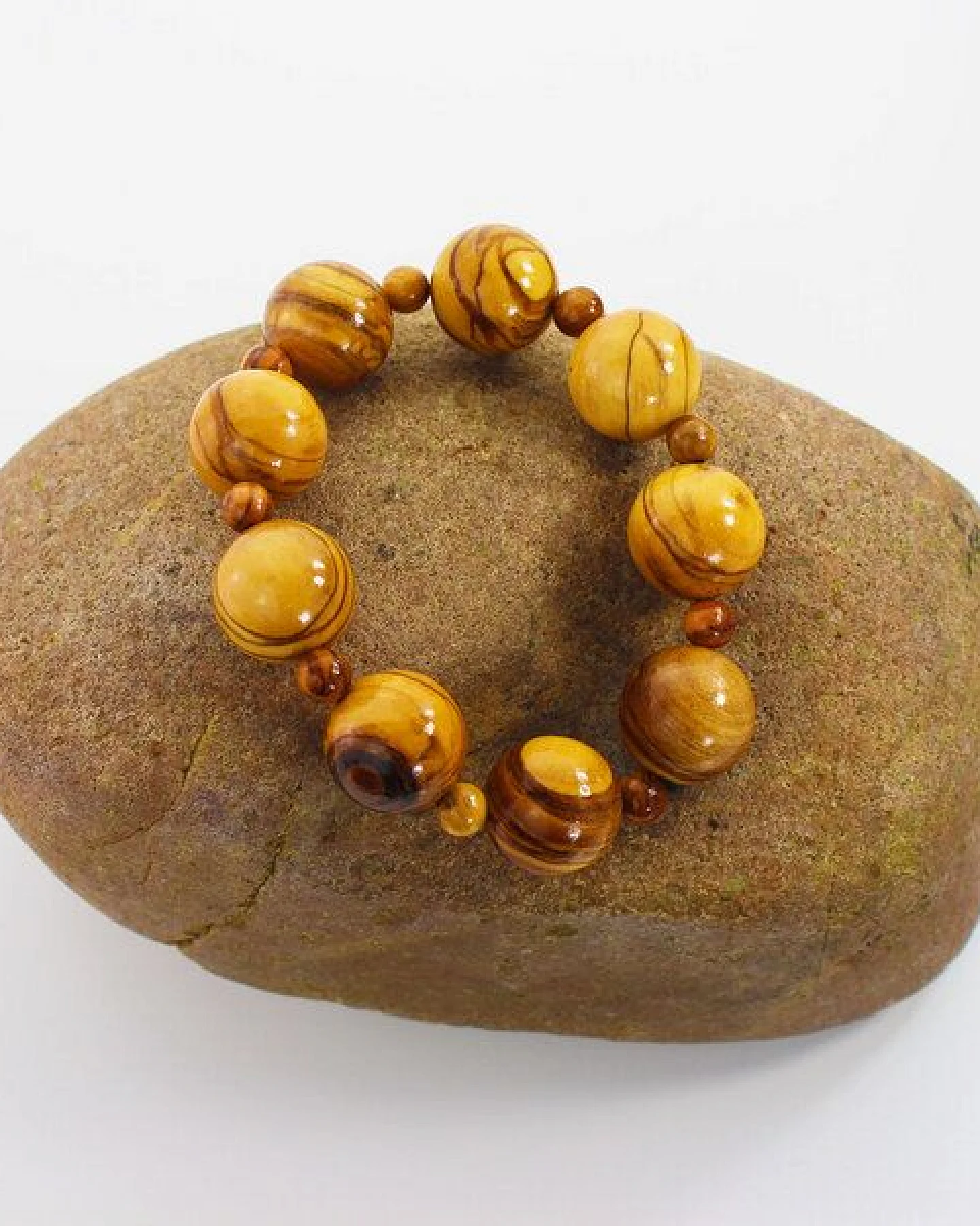 Mitienda Shop Armband aus Holz Perlen - Holzschmuck – Ansicht 3