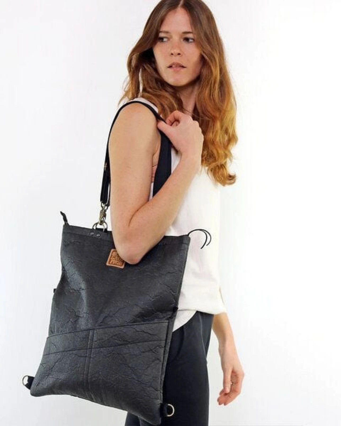 GARY MASH RACHEL Allrounder-Tasche aus Piñatex Ananasleder – Ansicht 4