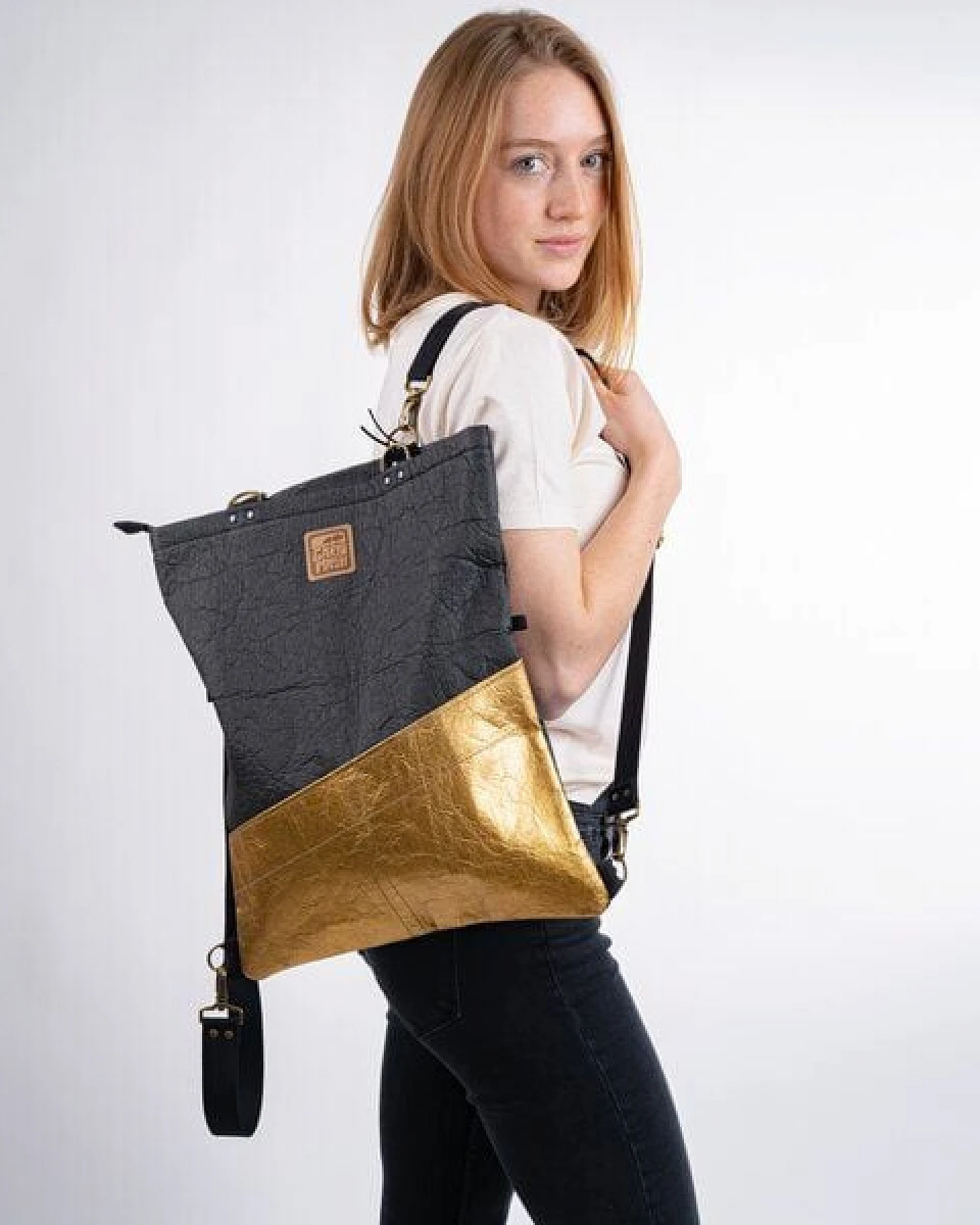 GARY MASH RACHEL Allrounder-Tasche aus Piñatex Ananasleder – Ansicht 4