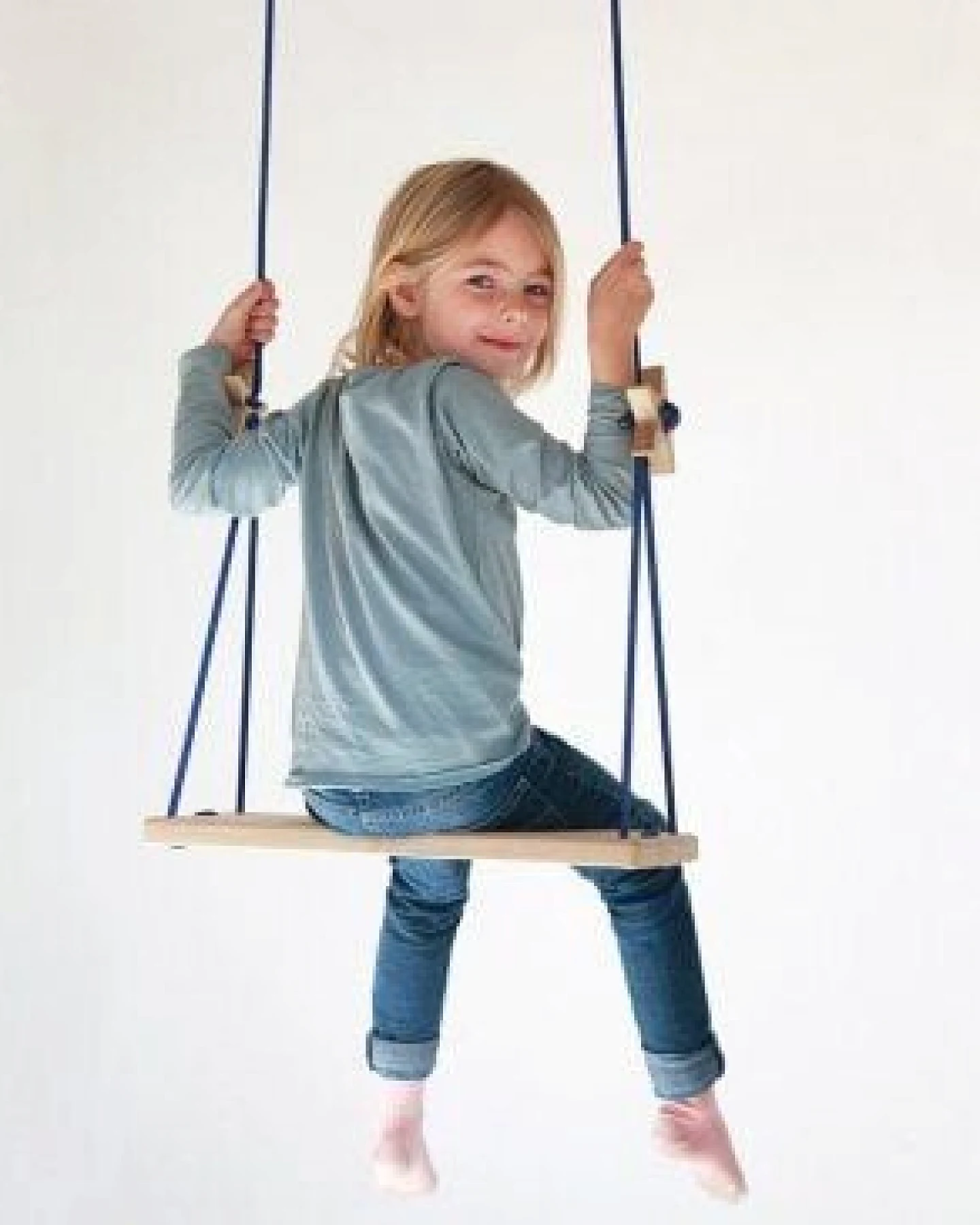 werkvoll by Lena Peter Holz Kinder Schaukel FREI – Ansicht 2
