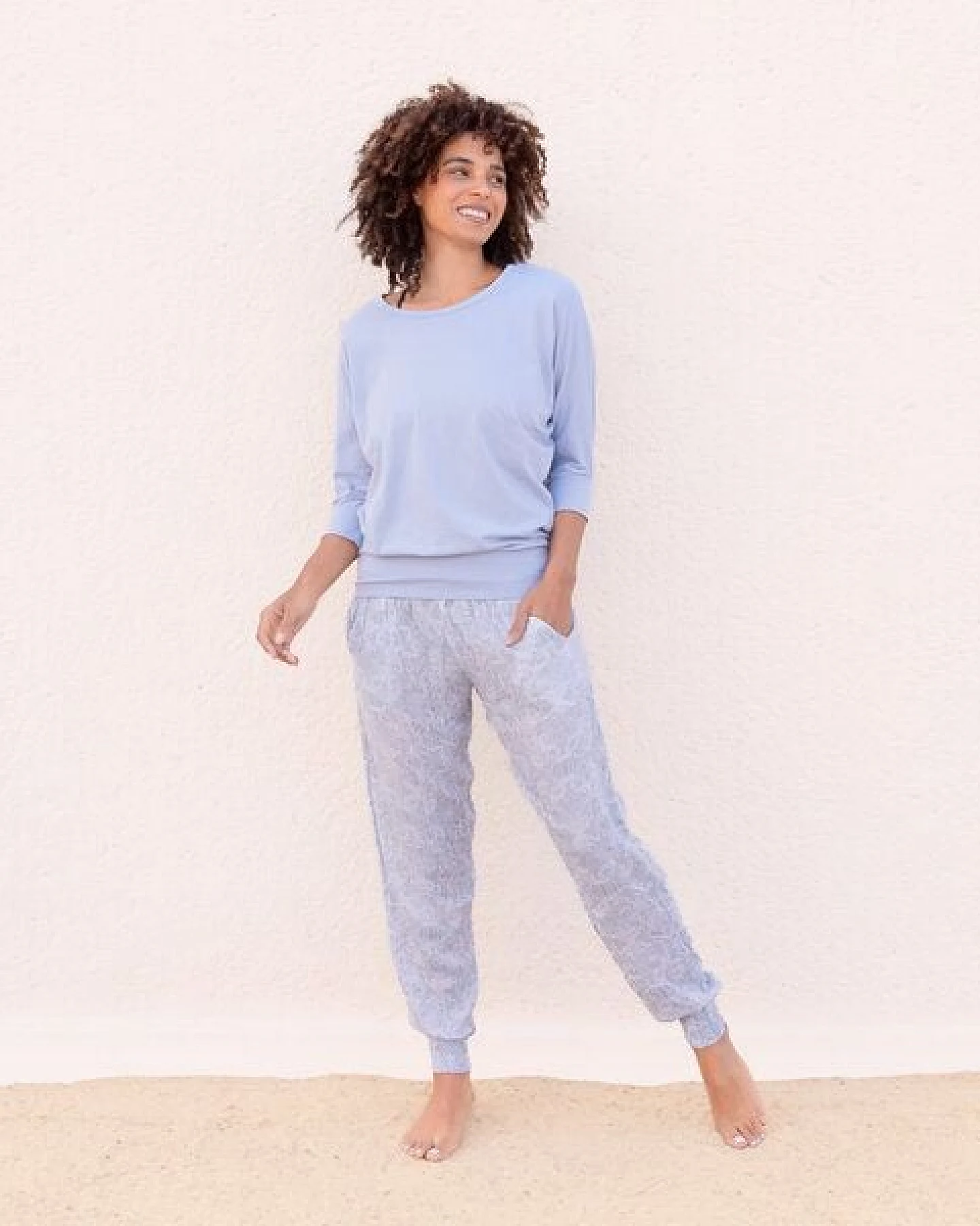 Jaya SHIRLEY - Damen - lockeres 3/4 Shirt für Yoga und Freizeit aus Biobaumwolle – Ansicht 3