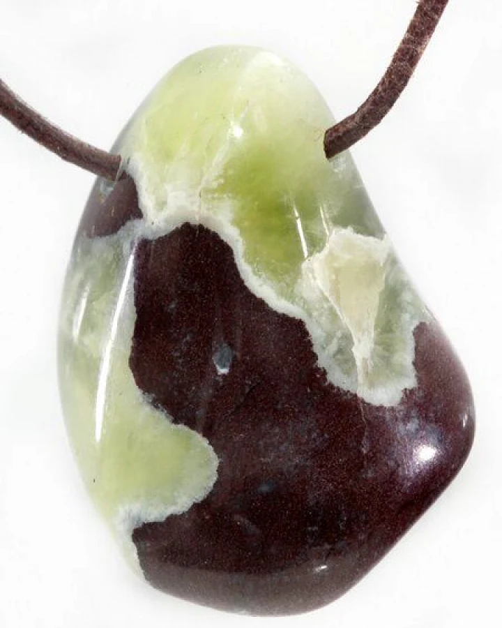OneWorldMinerals Prehnit Edelstein, Schmuckanhänger, gebohrt