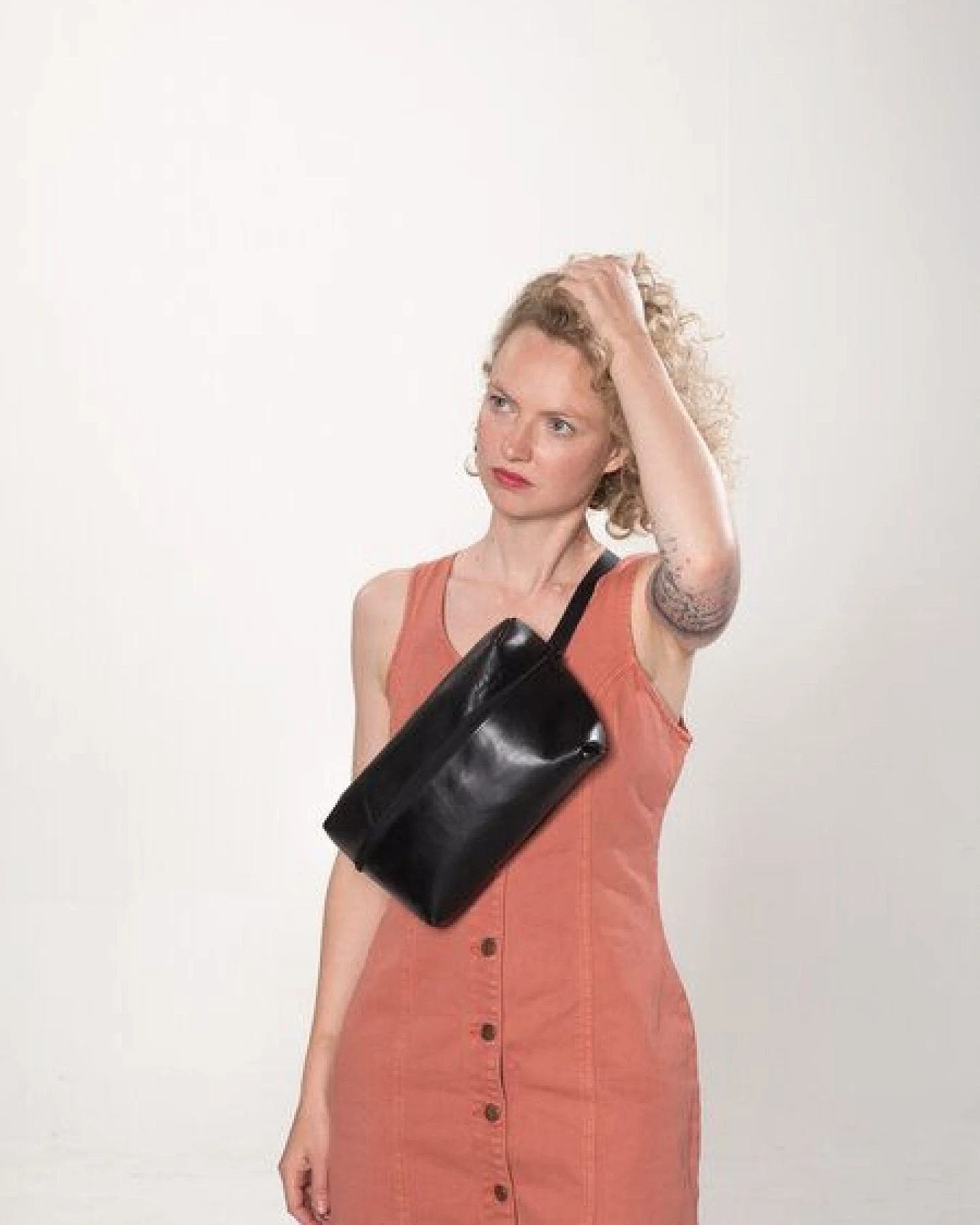 monday market Bauchtasche Lucas aus Leder – Ansicht 2
