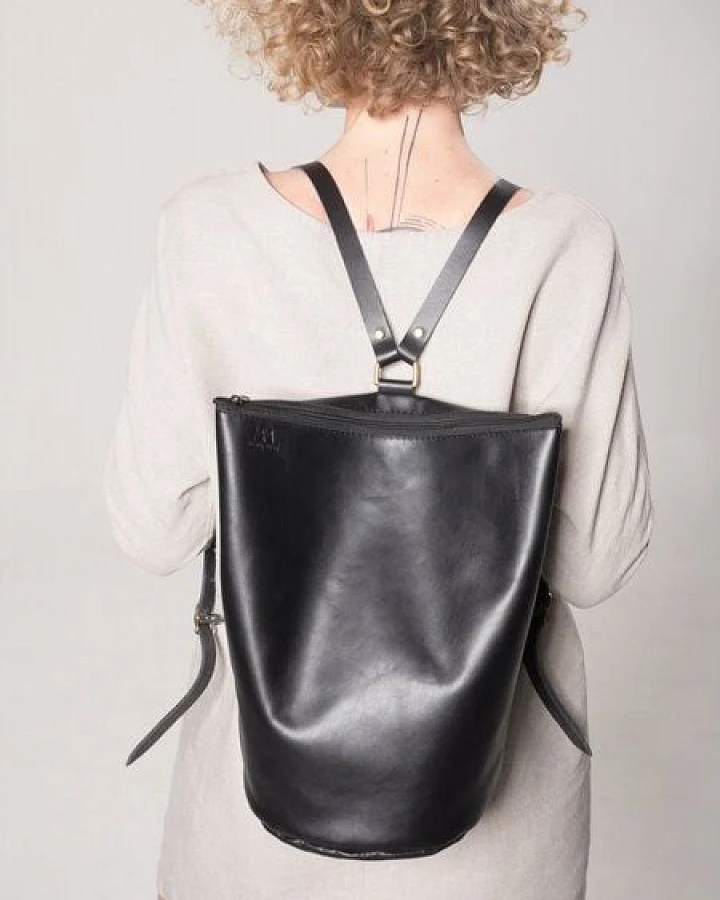 monday market Lederrucksack Susi