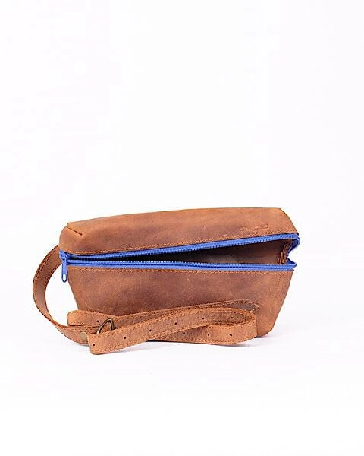 monday market Bauchtasche Luca aus Pull-Up-Leder – Ansicht 3