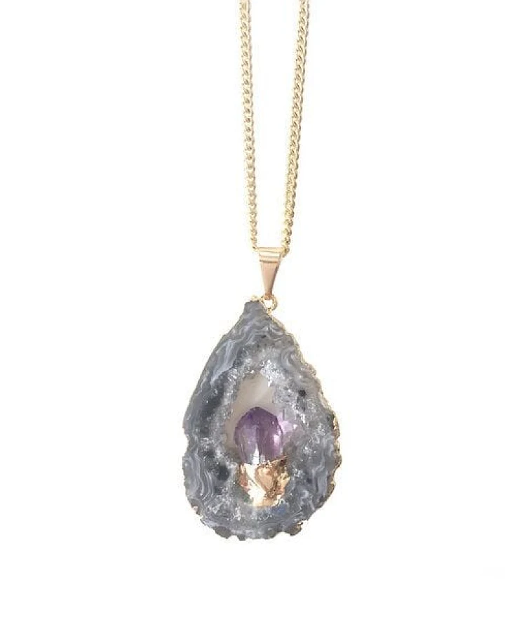 Crystal and Sage Achat und Amethyst Halskette mit einer Achatscheibe und eingefasstem Amethyst
