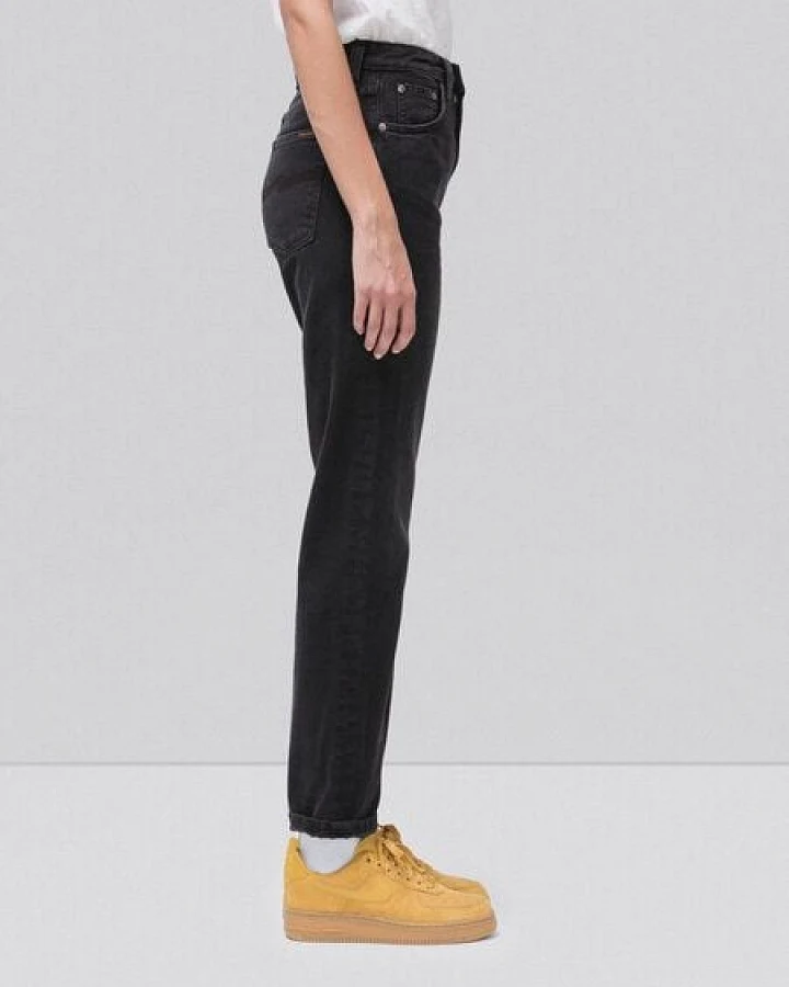 Nudie Jeans Breezy Britt Black Worn
