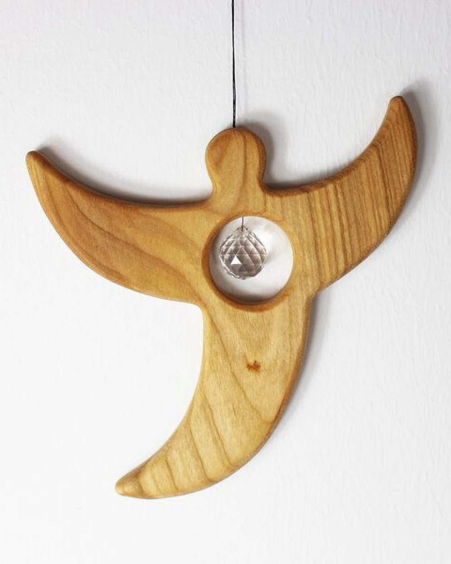 Mitienda Shop Fensterdeko Engel aus Holz mit Bleikristall – Ansicht 2