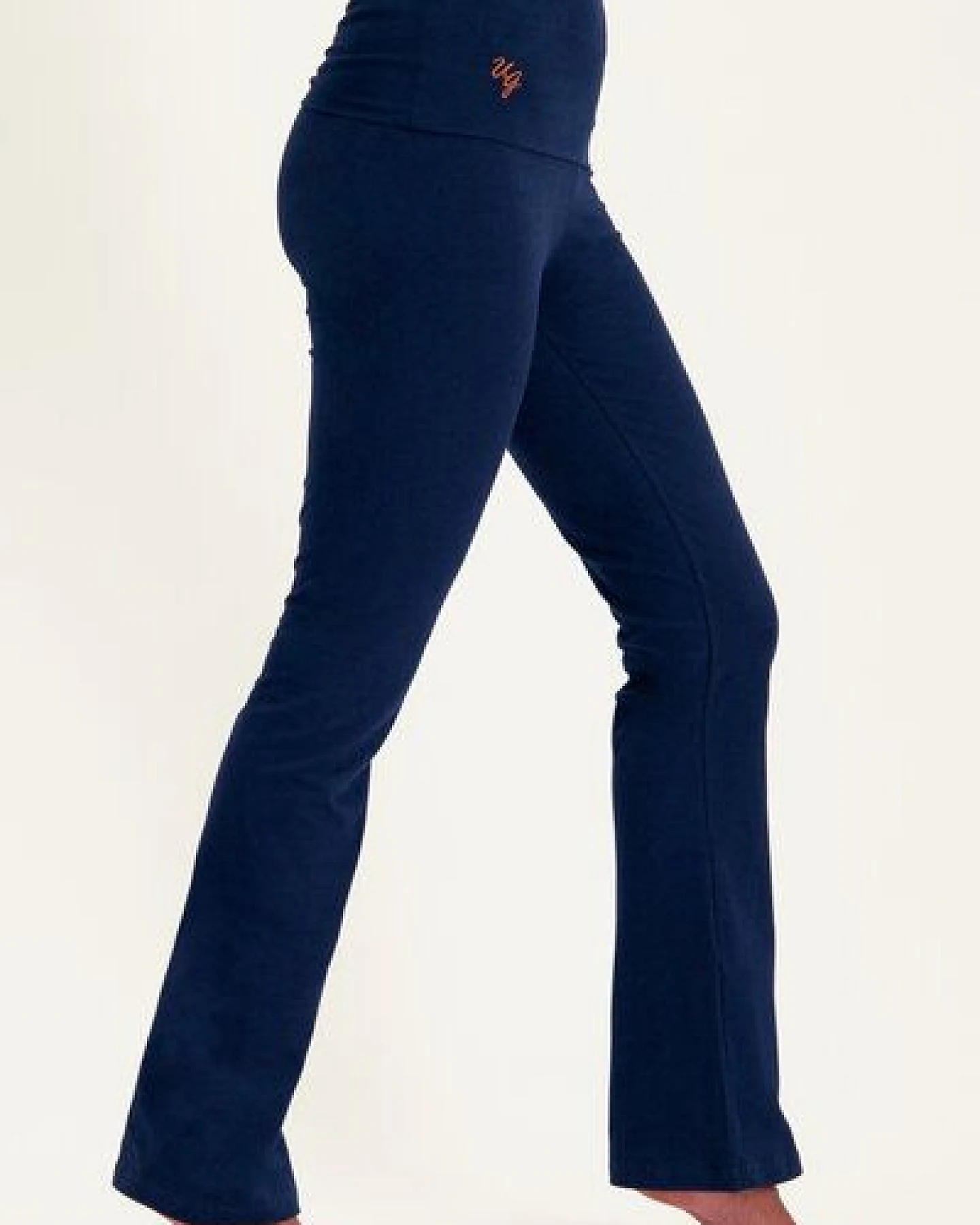 Urban Goddess Flared Yogahose Pranafied – Ansicht 2