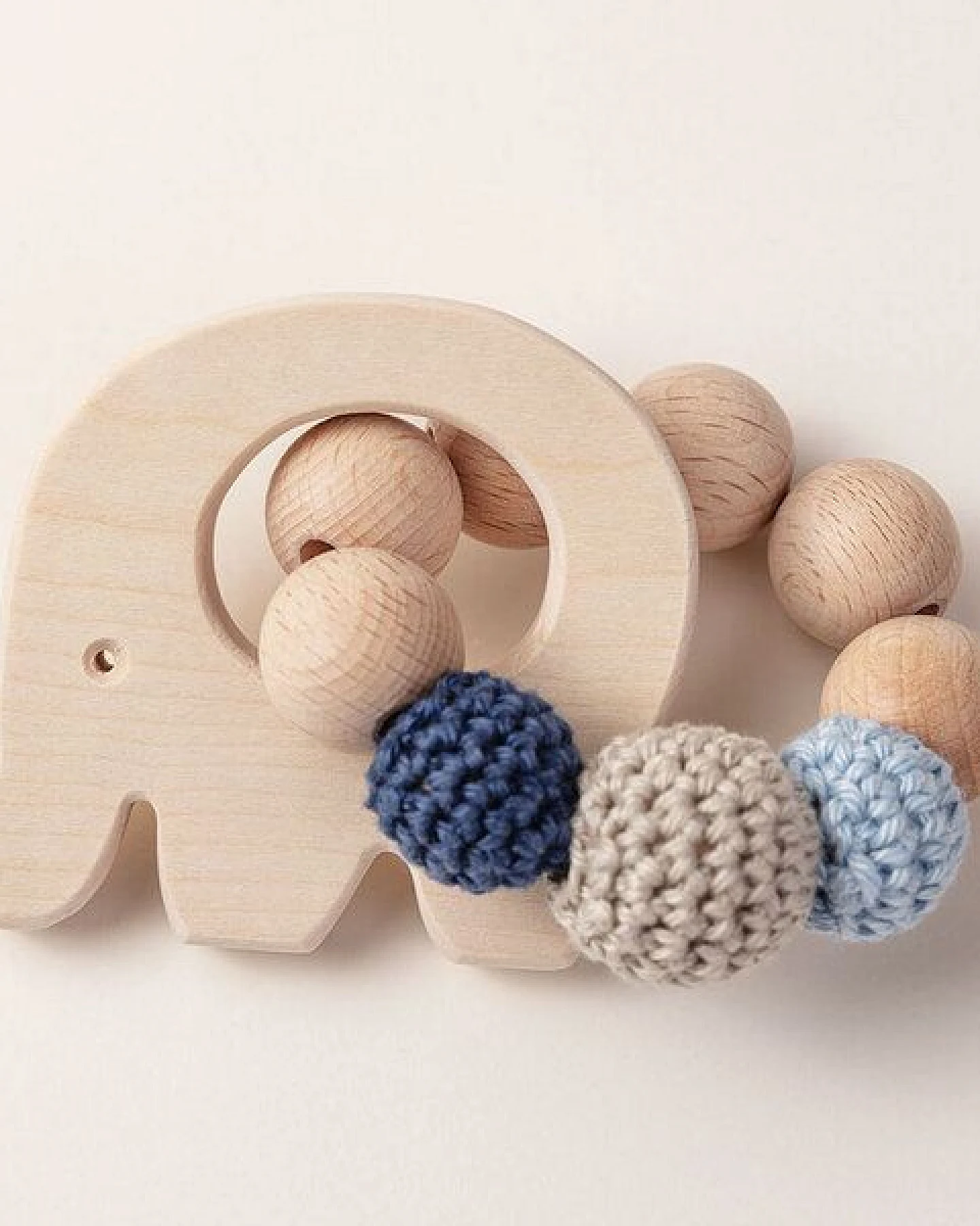 NoniKids Berlin Greifling Beißring Holz *Elefant* – Ansicht 3