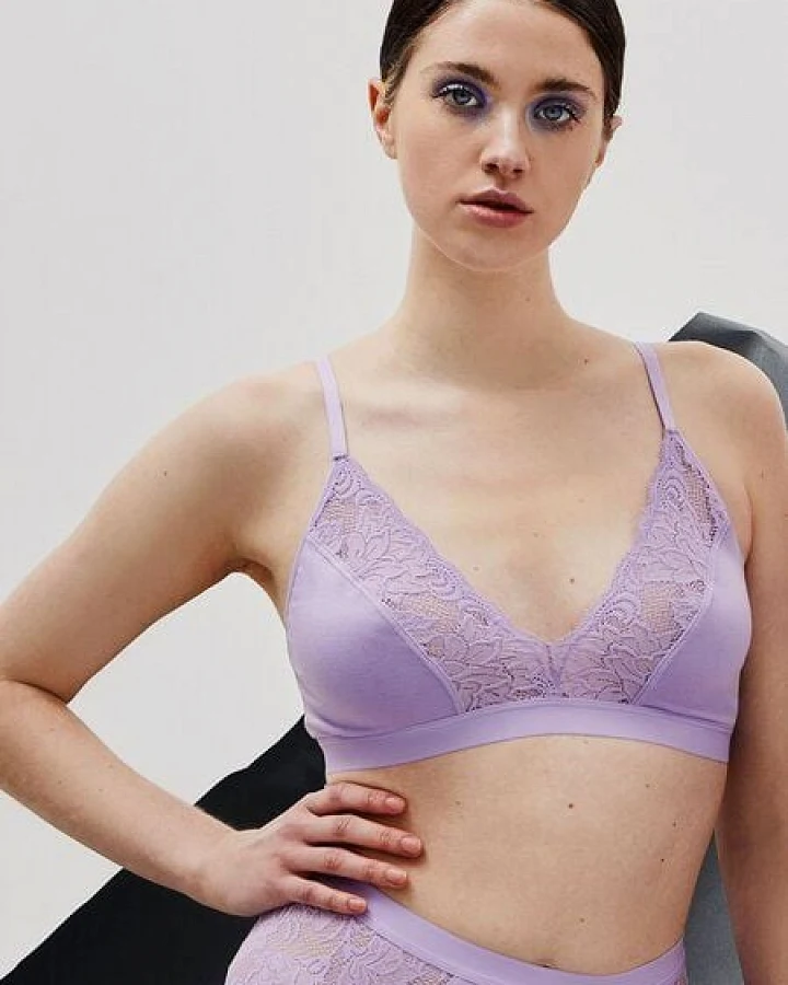 Produktseite: erlich textil Alisa bügelloses Bustier mit Spitze aus weichem Modal, made in Europe