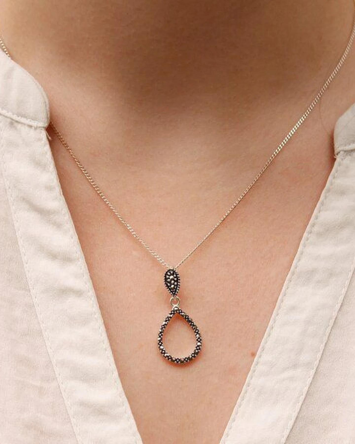 pakilia Silber Kette Regentropfen Fair-Trade und handmade – Ansicht 4