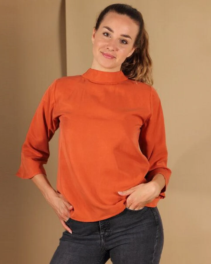 ManduTrap Bluse/Top aus Tencel in Blau, Senfgelb oder Rost,