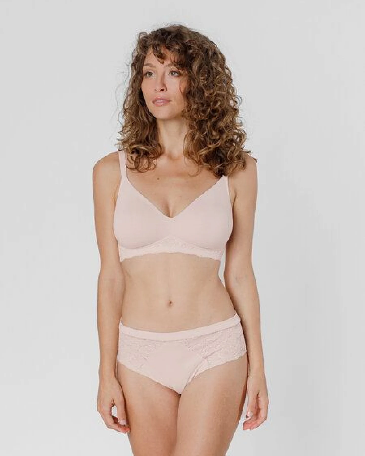 erlich textil Elisabeth bügelloser BH mit Spitze aus Bio-Baumwolle, made in Europe – Ansicht 2