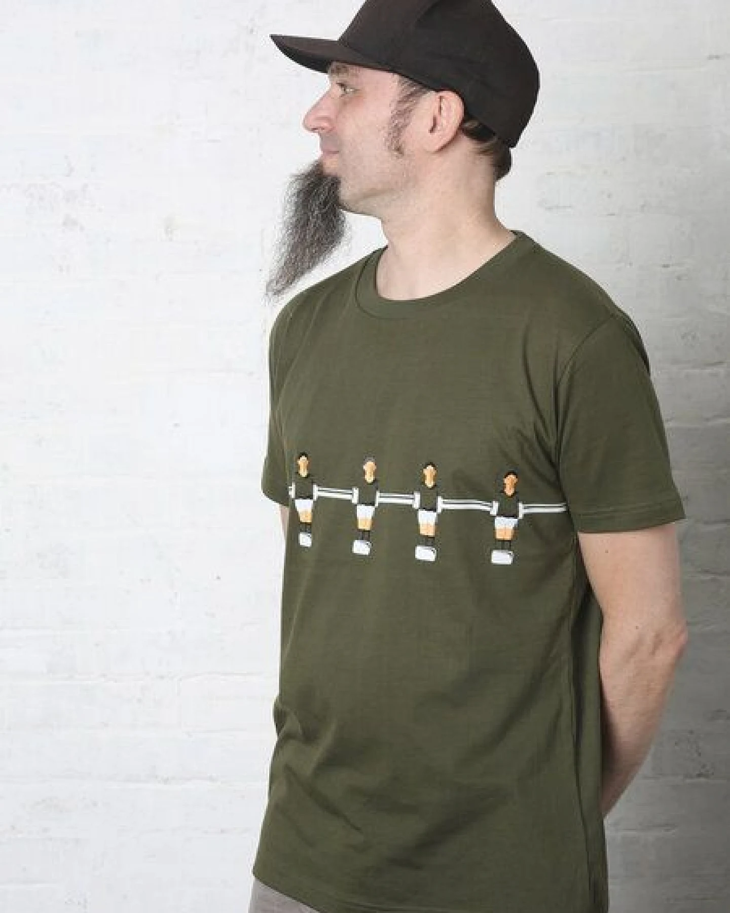 T-Shirtladen-Marktstrasse GmbH Kicker oliv Boy-T-Shirt – Ansicht 2