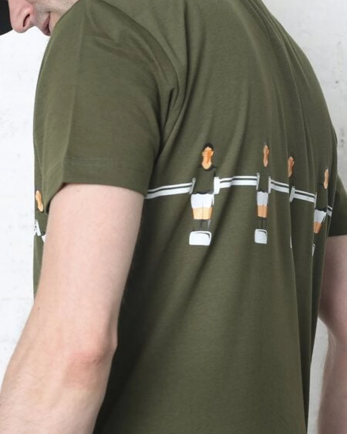 T-Shirtladen-Marktstrasse GmbH Kicker oliv Boy-T-Shirt – Ansicht 3