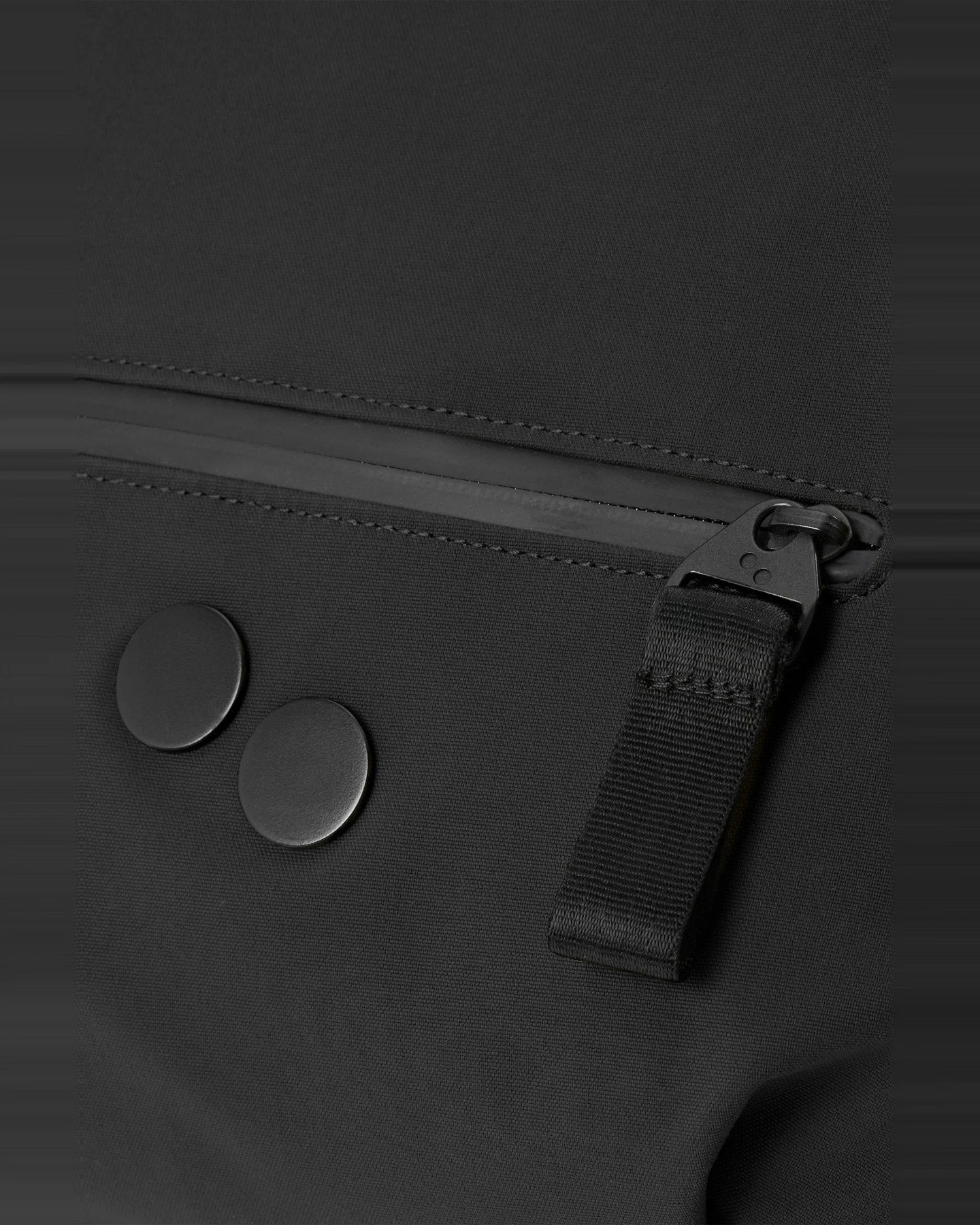 Bauchtasche Aksel Solid Black – Ansicht 6