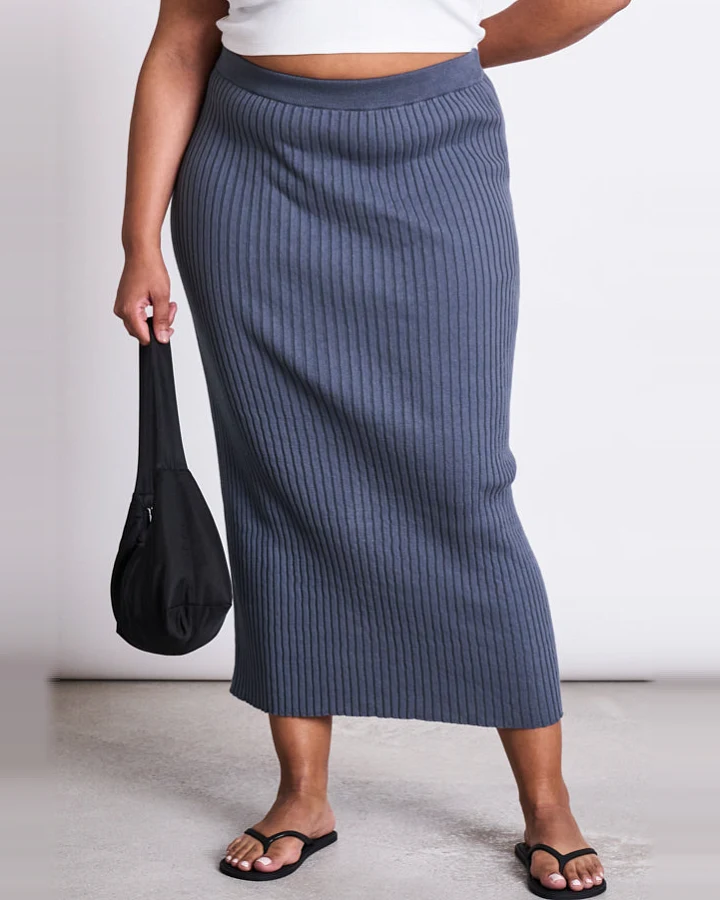 JAN 'N JUNE Damen vegan Midi-Strickrock Ebba Turbulence Blau