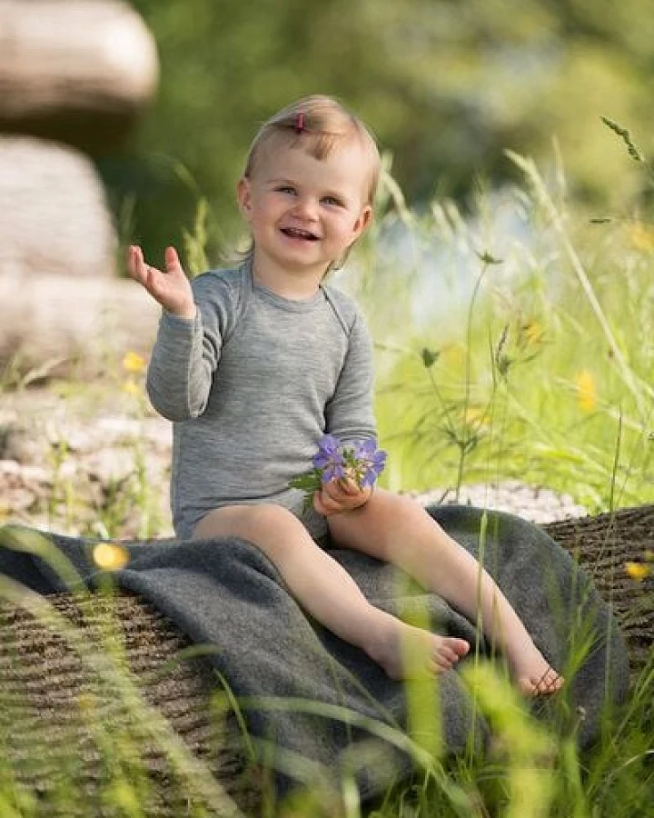 Baby Body langarm Wolle Seide hellgrau