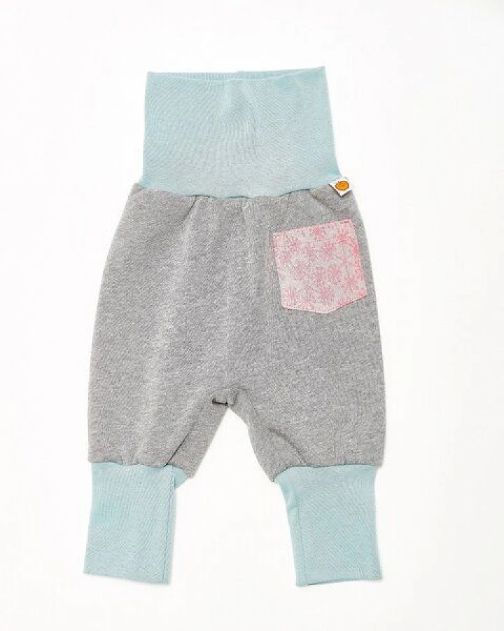 Cheeky Apple Babypumphose mit Tasche aus 100% Bio-Baumwolle