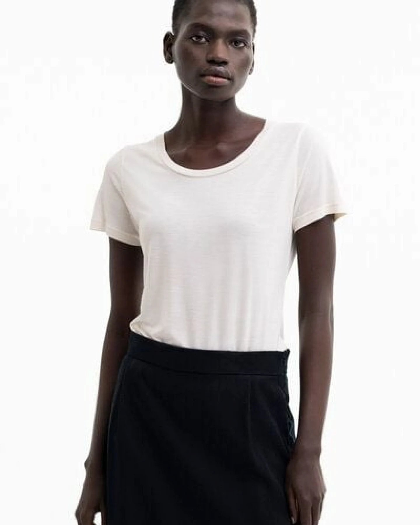 SHIPSHEIP MARY - Damen T-Shirt aus TENCEL Lyocell – Ansicht 2